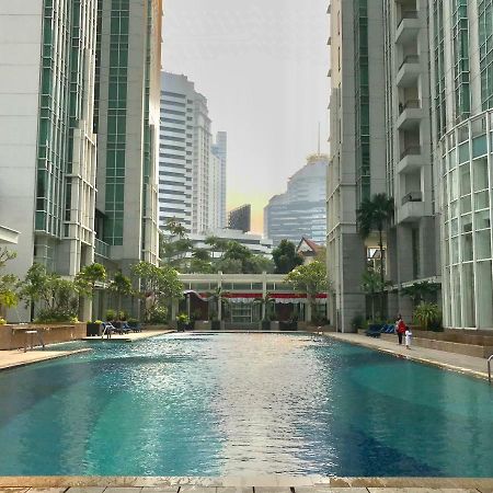 The Peak Residence At Sudirman - 3 Bedroom Exclusive Private Apartment Giacarta Esterno foto